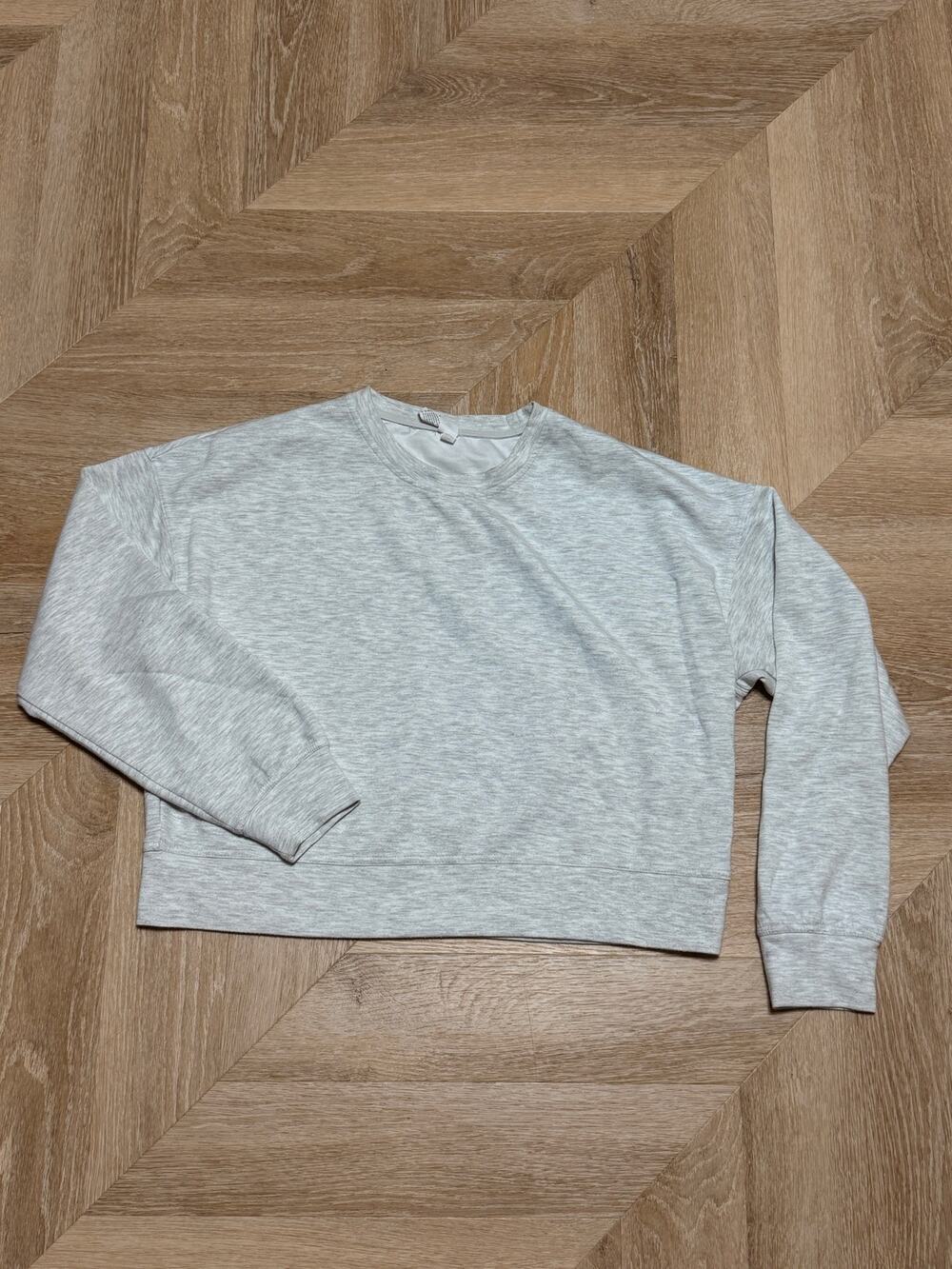 Yogalicious Light Gray sweatshirt